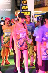 BIB: 1502, 1302, 0000, 14319, 13965
                            <button type="button" onclick="openModal(28185633)" class="btn btn-primary btn-sm float-right btn-popup" data-toggle="modal" data-target=".modal-high-quality">
                        <i class="fas fa-shopping-cart"></i> Add to Cart
                    </button>
                                            <button type="button" onclick="isThisMe(28185633, true)" class="btn btn-success btn-sm float-right btn-popup btn-isme hidden" data-toggle="tooltip" data-placement="bottom" title="นี่คือรูปของคุณใช่ไหม คลิกที่นี่เพื่อเอาเข้าอัลบั้ม">
                        <i class="fas fa-plus"></i> Add to album
                    </button>
                    <button type="button" onclick="isThisMe(28185633, false)" class="btn btn-warning btn-sm float-right btn-popup btn-isnotme hidden">
                        <i class="fas fa-ban"></i> Remove from album
                    </button>
